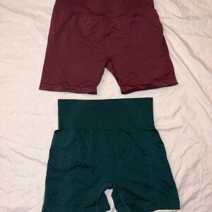 Set of Two Athletic Shorts in Burgundy and Teal